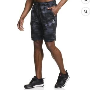 Reebok Men's Core 9" Shorts, Size Small Black Print NWT